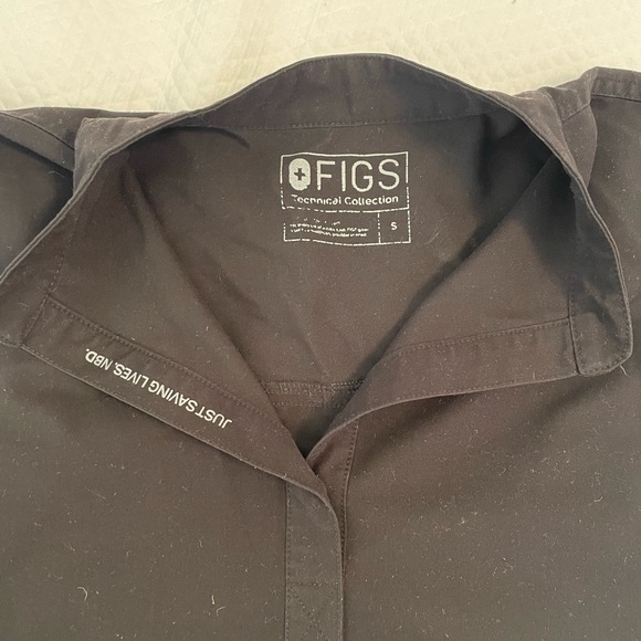 Figs Rafaela Scrub Top - Picture 5 of 5